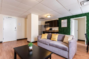 Louisville Downtwn Gem Free Parking 9